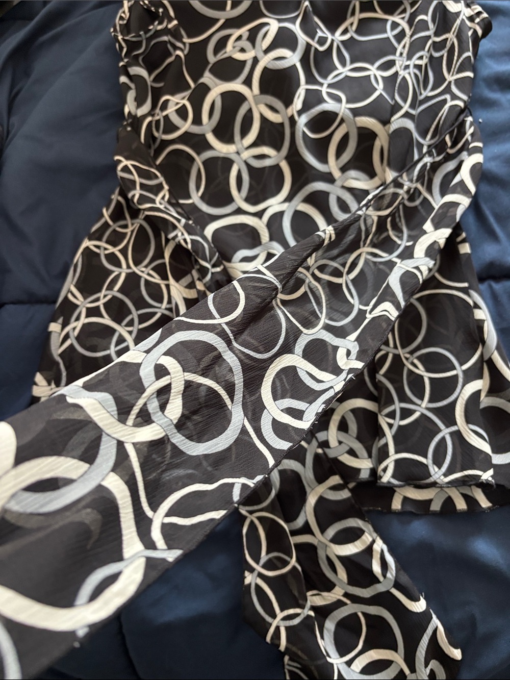 A. Byer Black Blouse with White Ring Print and Front Knot - Picture 8 of 8